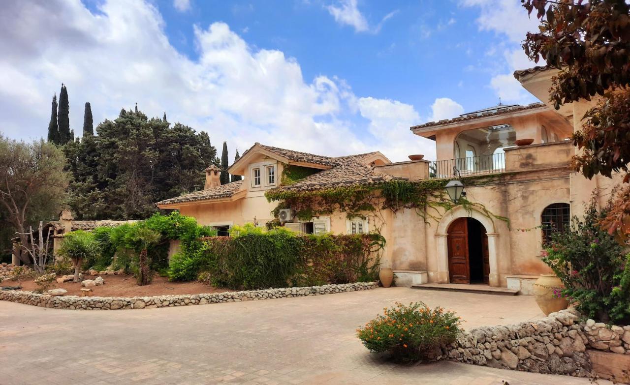 Villa Del Commendatore Sirugo Авола Экстерьер фото
